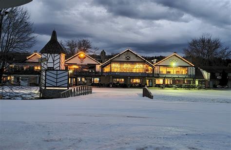 Alpine valley resort wisconsin - Located in Elkhorn, Wisconsin, Alpine Valley offers exceptional skiing and snowboarding with one of the largest beginner areas in the Midwest! New for the 2020/21 season, we've added a new trail ...